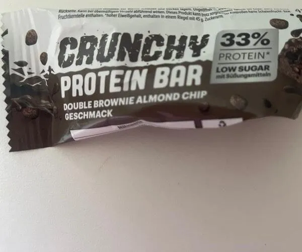 Crunchy Protein Bar Double Brownie Almond