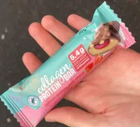 Collagen Protein Bar Joghurt Erdbeer