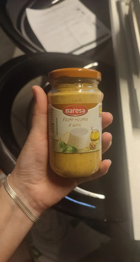 Pesto ricotta noci