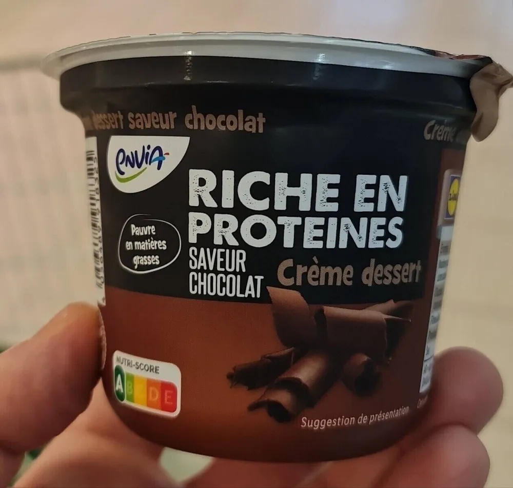 Crème dessert saveur chocolat riche en protéine