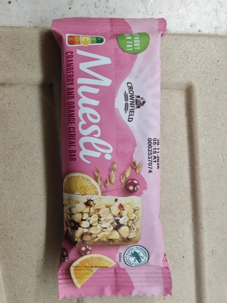 Muesli CRANBERRY AND ORANGE CEREAL BAR