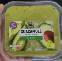 Guacamole w tomato and spices