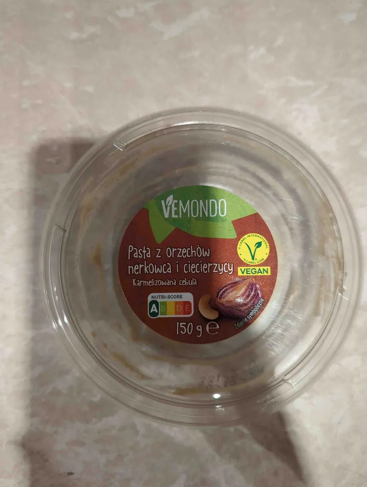 Pasta z orzechów i ciecierzycy