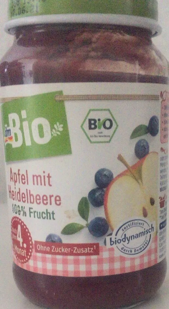 Apfel mit Himbeeren
