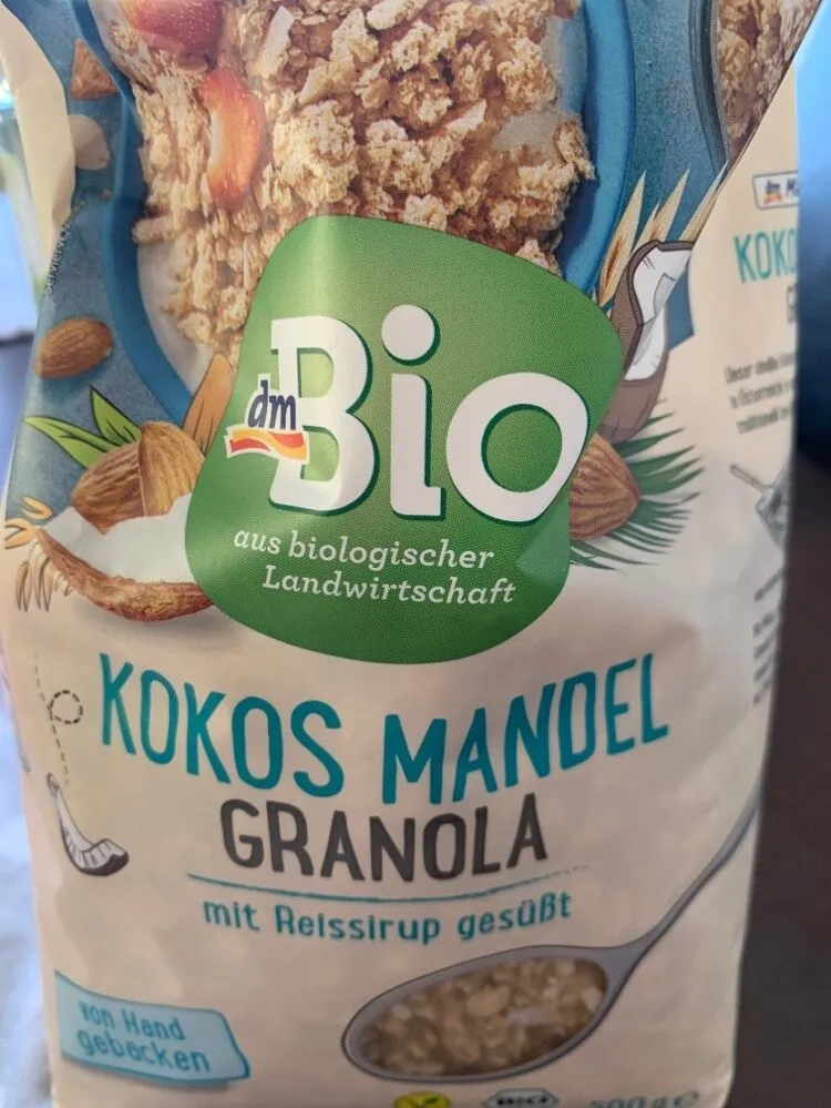 Kokos Mandel Granola