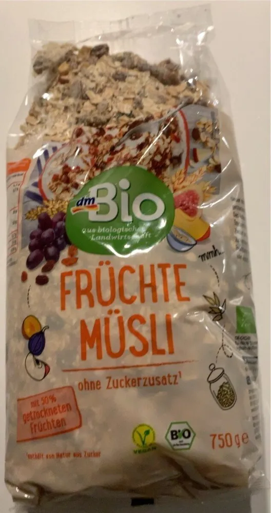Früchte Müsli