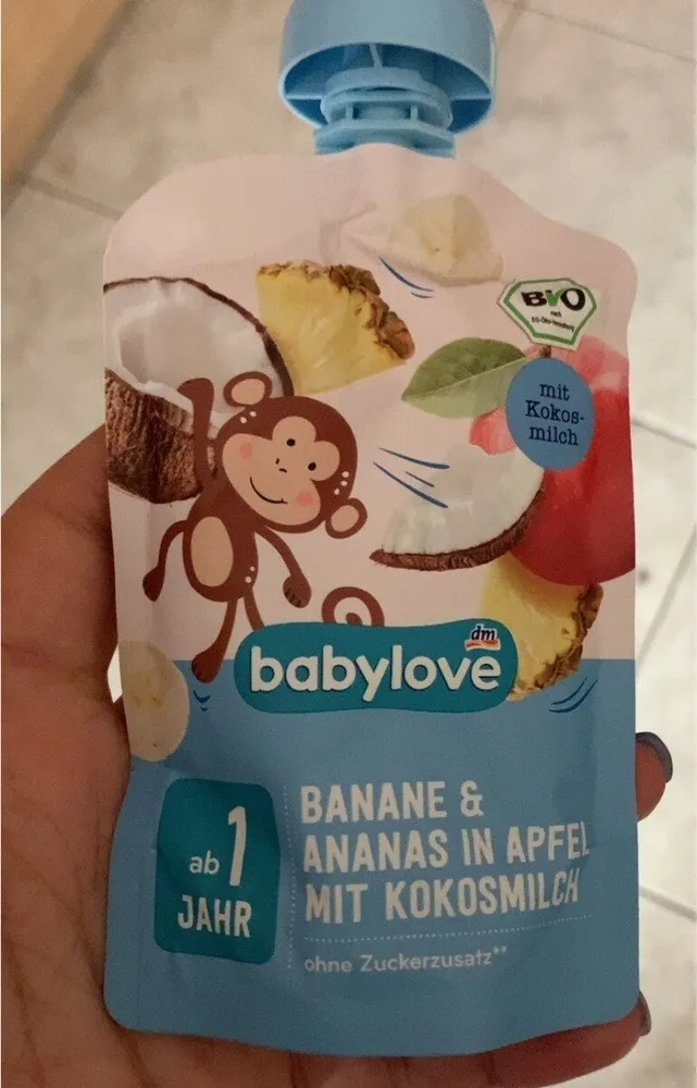 Quetschie Banane & Ananas in Apfel mit Kokosmilch