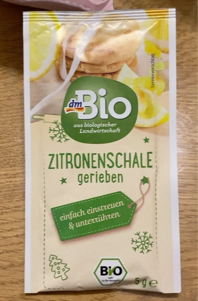 Zitronenschale gerieben