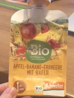 Apfel-Banane-Erdbeere mit Hafer