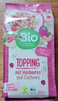 Topping mit Himbeeren und Cashews