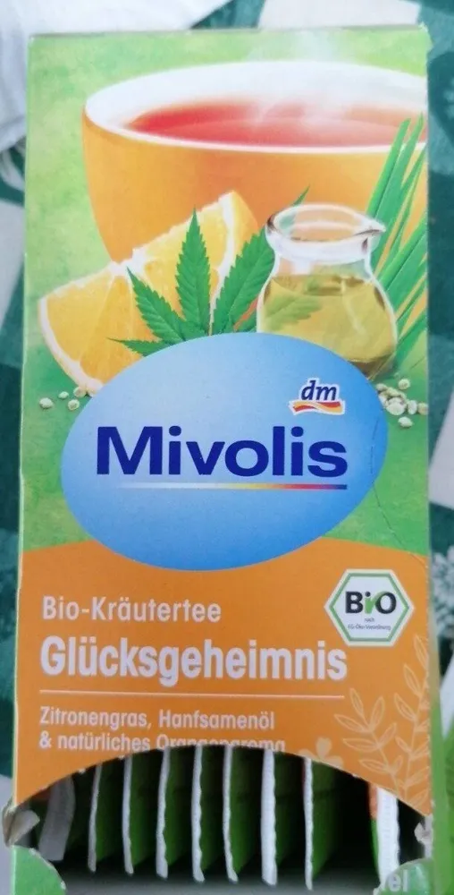 Infuso alle erbe aromatiche e spezie con citronella