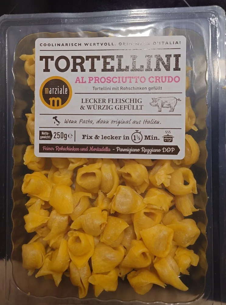 Tortellini Al Prosciutto Crudo