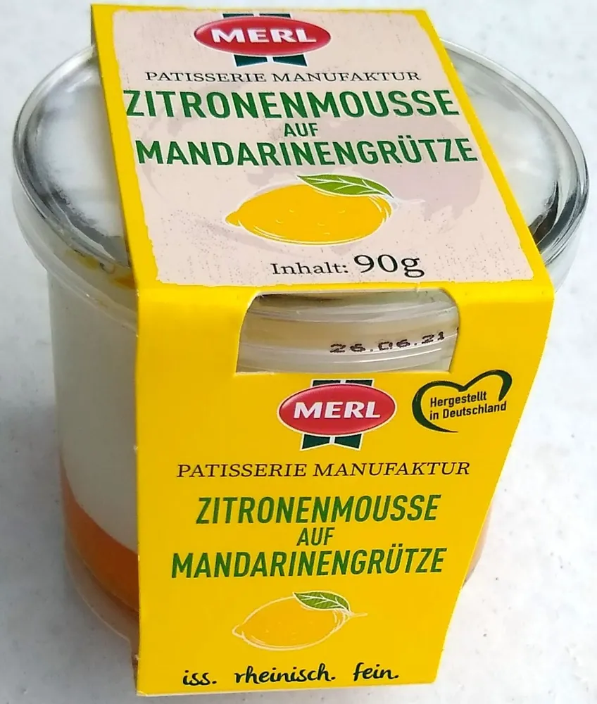 Zitronenmousse auf Mandarinengrütze