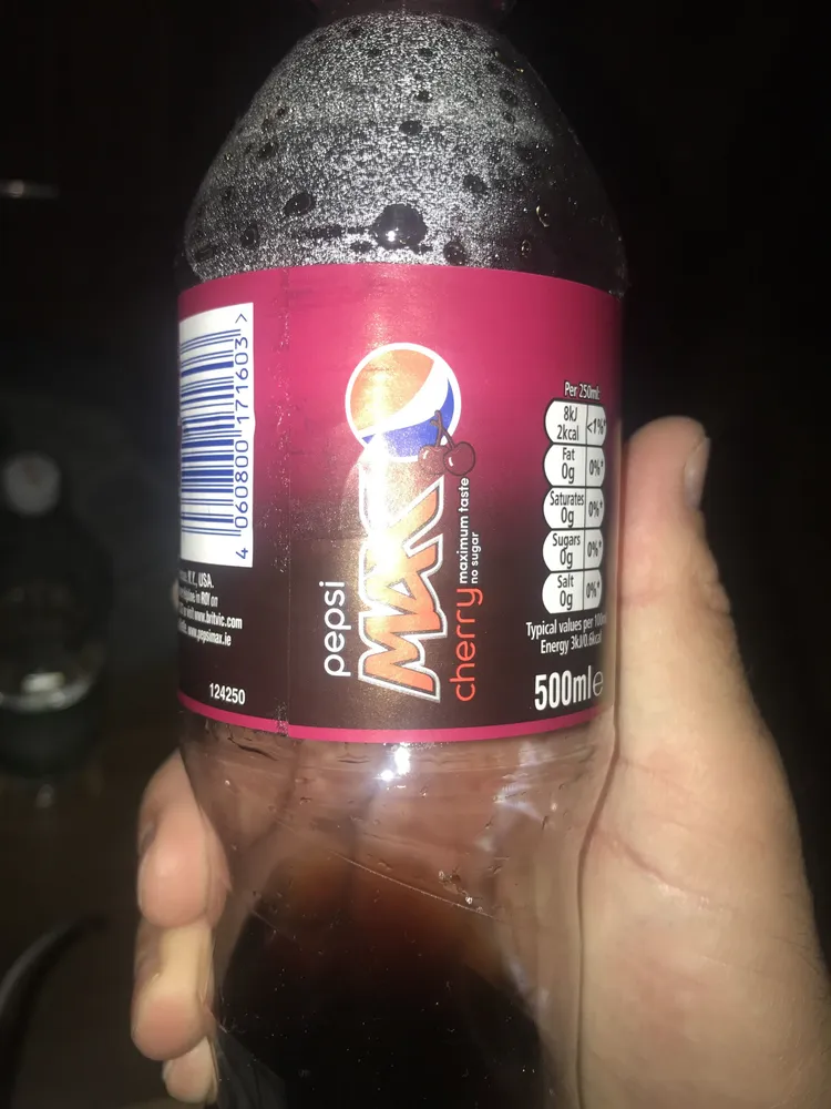 Pepsi Max Cherry