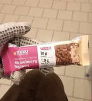 Filled Protein Bar Strawberry Cupcake