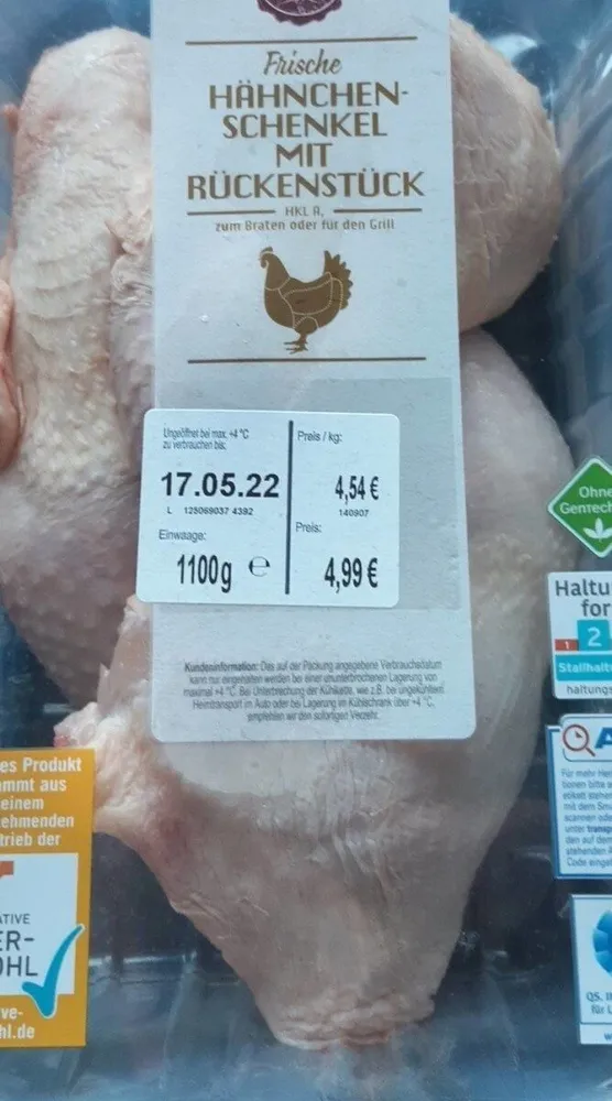 Hähnchenschenkel mit Rückenstück