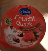 Fruchtquark mit Schokoraspeln - Erdbeere