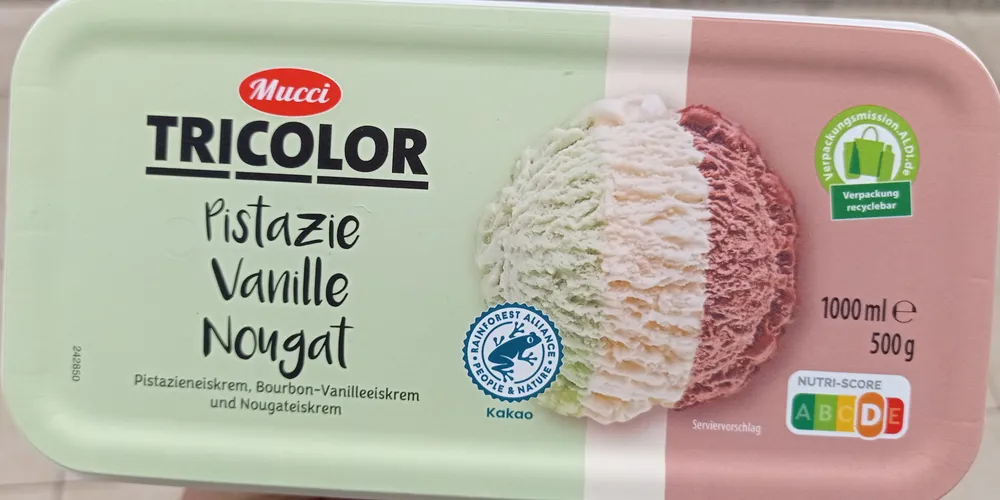 Eisschale Tricolor - Pistazie-Vanille-Nougat
