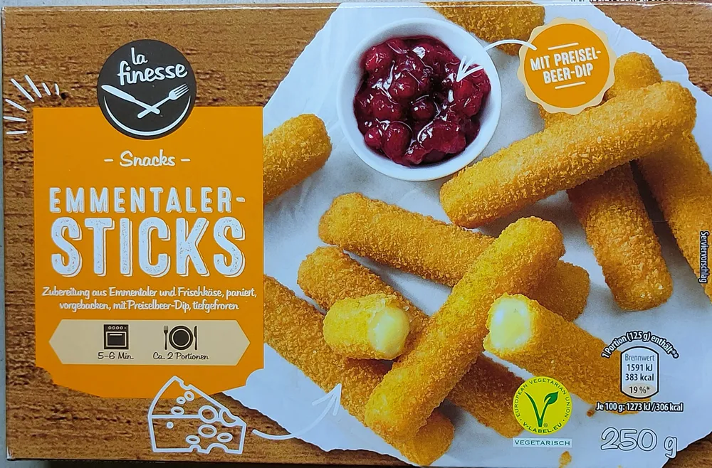 Emmentaler-Sticks mit Preiselbeer-Dip