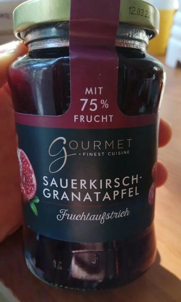 Konfitüre Sauerkirsch-Granatapfel