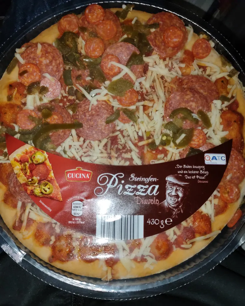 Steinofen-Pizza - Diavolo