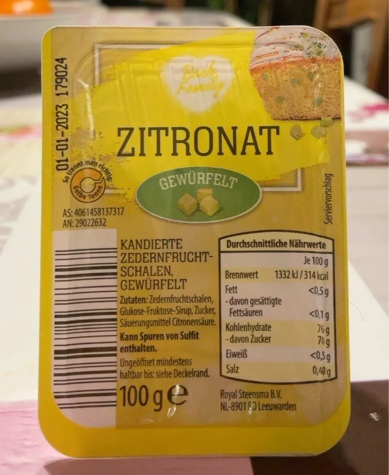 Zitronat gewürfelt