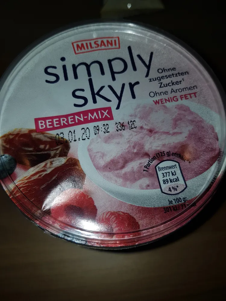 Simply Skyr Beeren-Mix