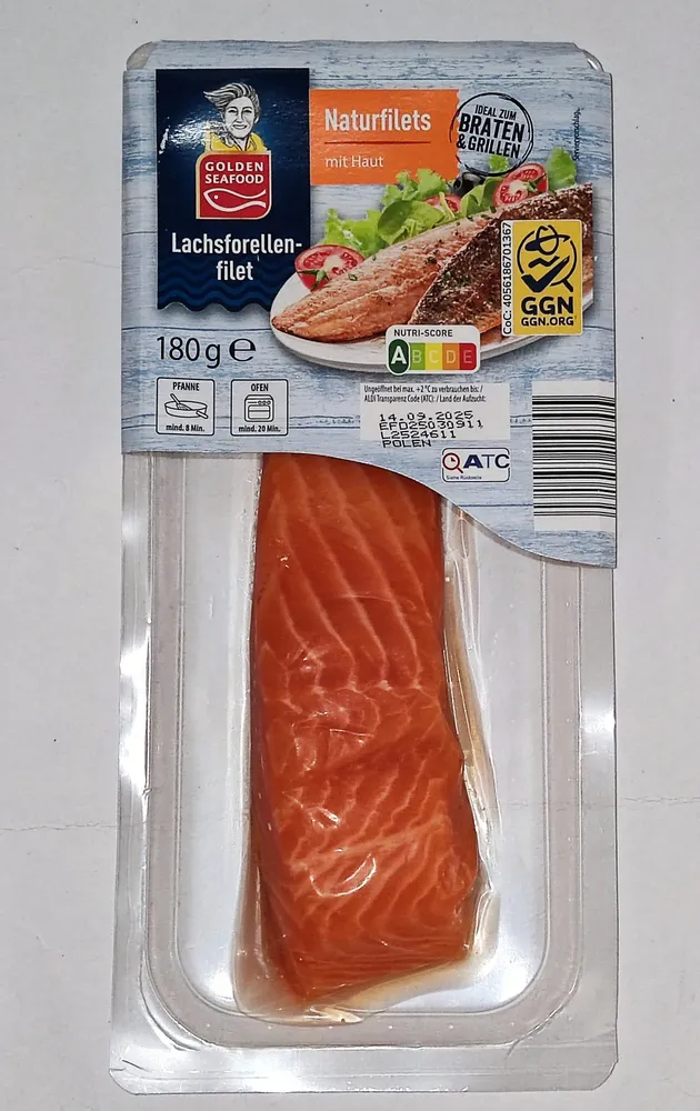 Lachsforellenfilet mit Haut