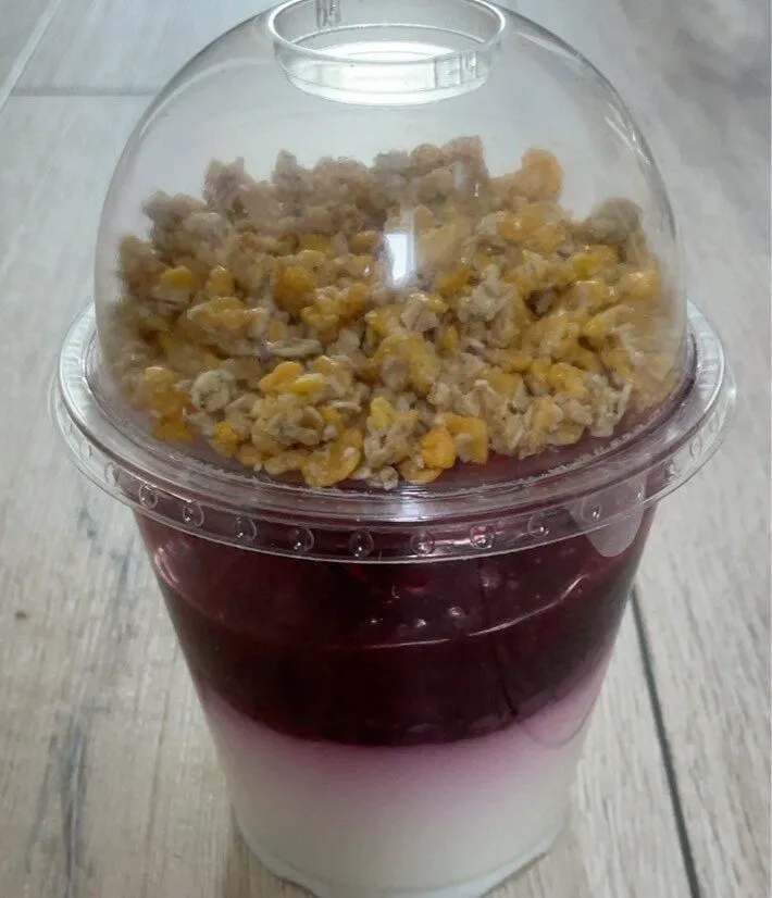 Frühstücksbecher Rote Grütze