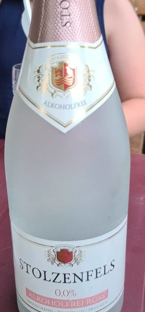Alkeholfreier Schaumwein