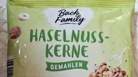 Haselnusskerne gemahlen