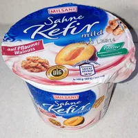 Sahne-Kefir auf Pflaume/Walnuss