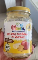 Bio apfel und banane mit zwieback