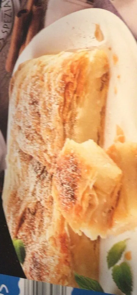 Bougatsa