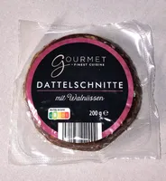 Dattelschnitte mit Walnüssen