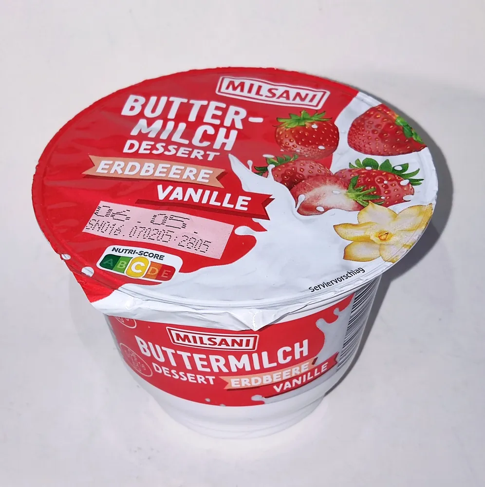 Buttermilch-Dessert - Erdbeere-Vanille