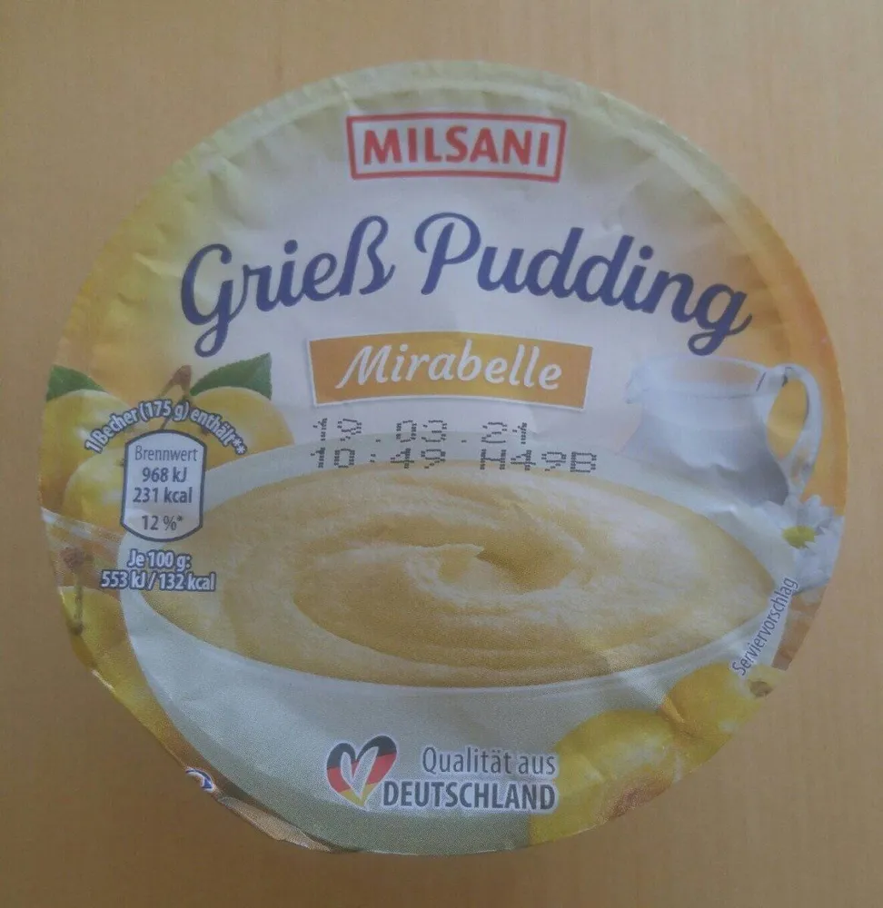 Grieß Pudding Mirabelle