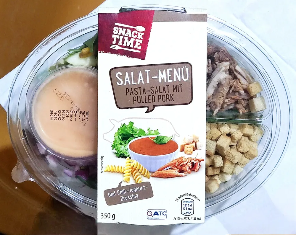 Salat-Menü - Pasta-Salat mit Pulled Pork