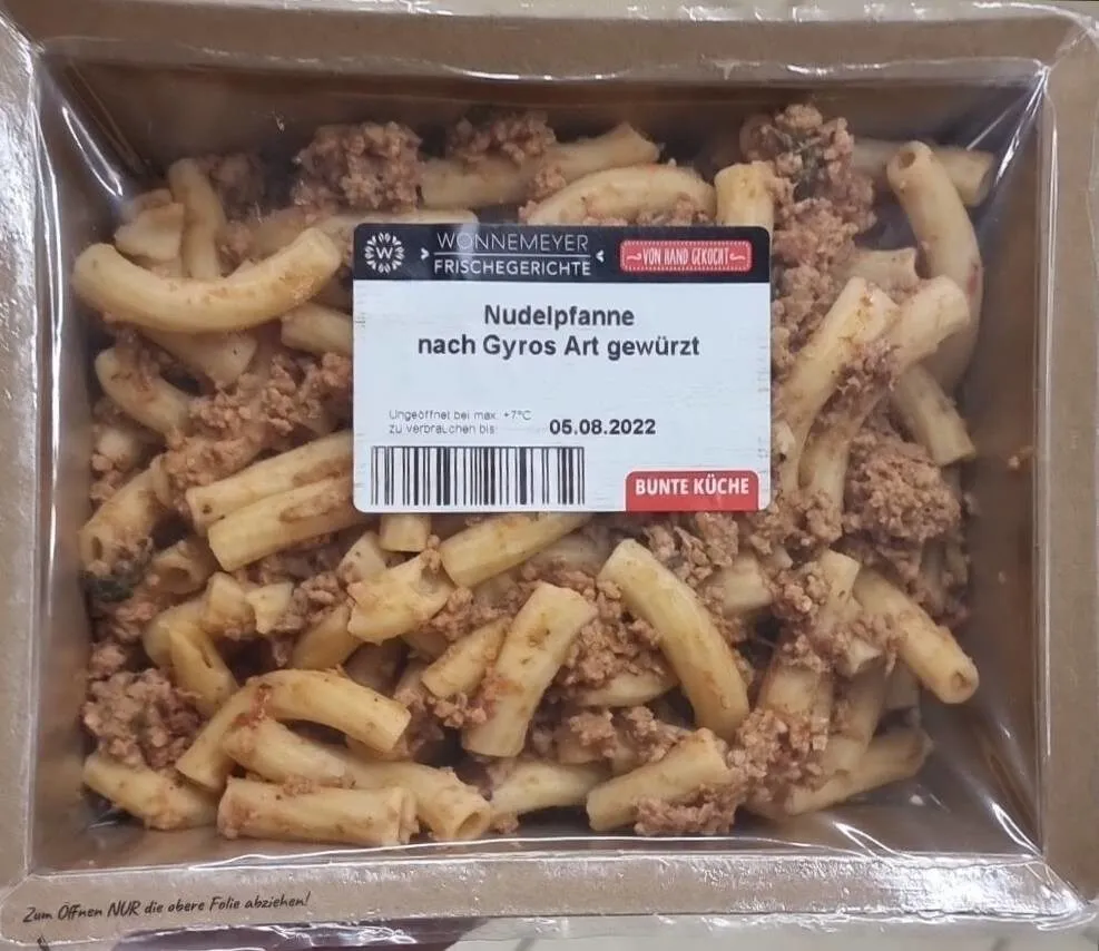 Nudelpfanne nach Gyros Art gewürzt