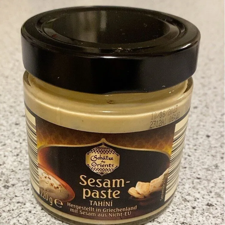 Sesampaste