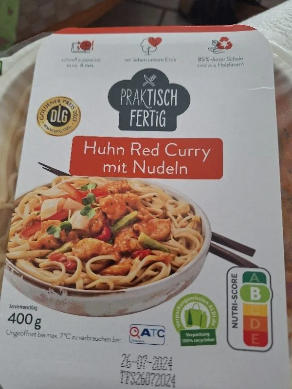 Huhn Red Curry mit Nudeln