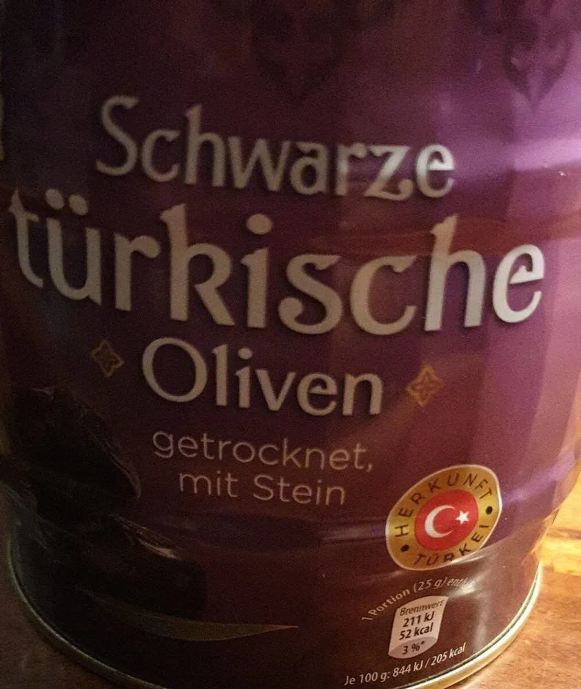Schwarze türkische Oliven
