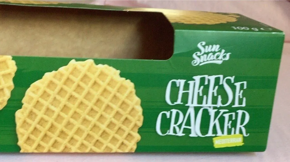 Cheese cracker