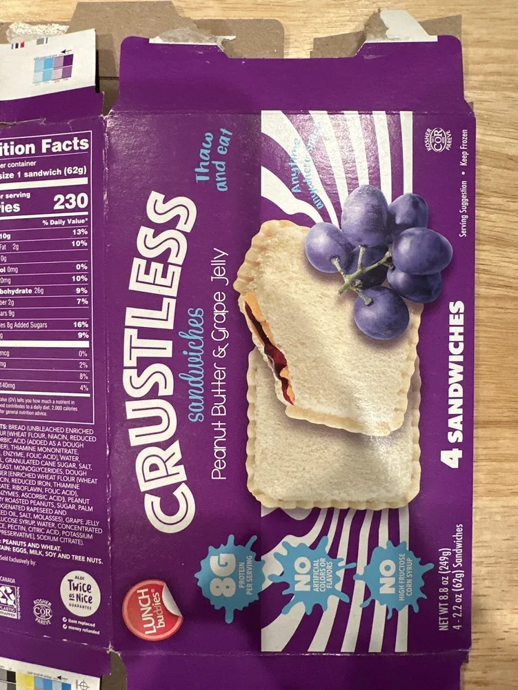 CRUSTLESS SANDWICHES PEANUT BUTTER & GRAPE JELLY