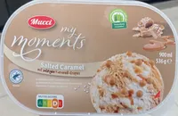 Karamelleis und Vanilleeis "Salted Caramel" mit salzigen Karamell-Crispies