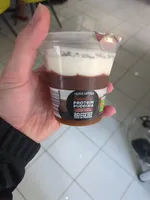 TRIPLE LAYERED Sundae PROTEIN PUDDING CHOCOLATE &