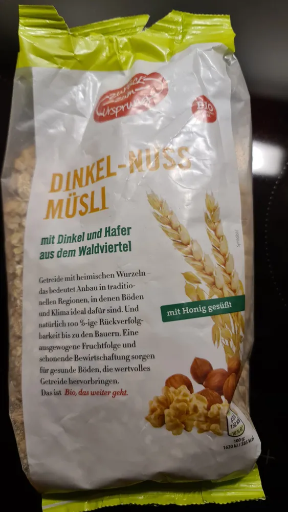 Dinkel Nuss Müsli