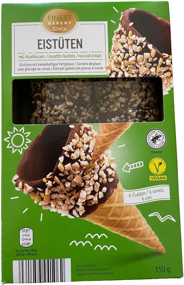 Eistüten mit Haselnüssen
