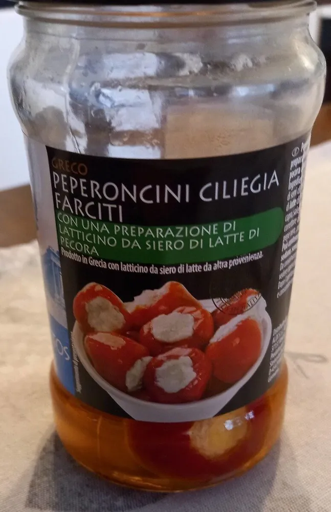 Pomodorini ciliegia farciti