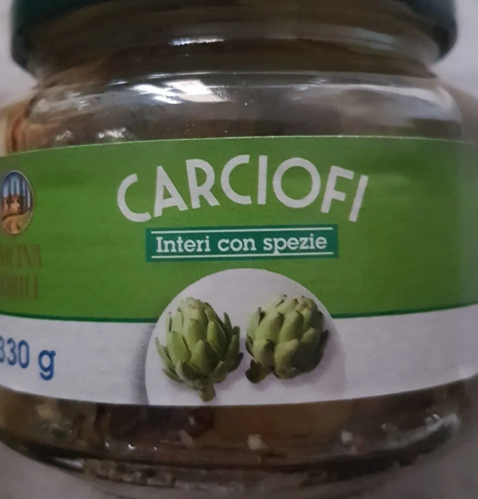 Carciofi interi con spezie